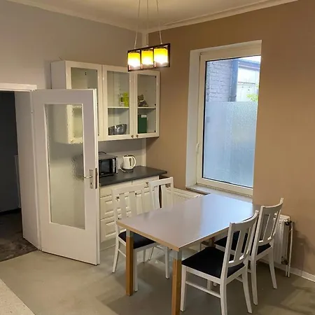 Apartment In 4